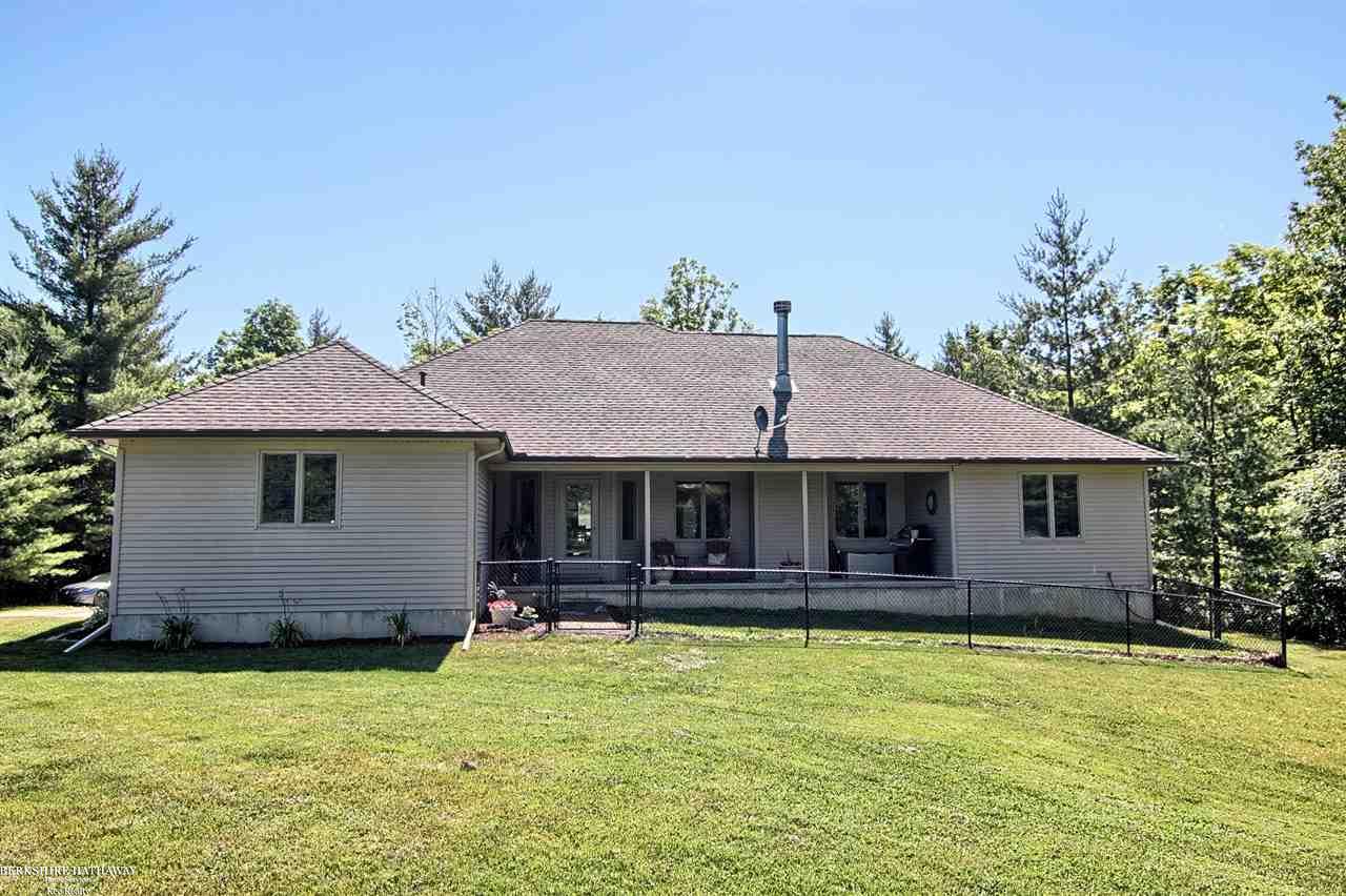 692 Stoddard Road Richmond, MI 48062 - Photo 29 of 31 31298410-28.JPG
