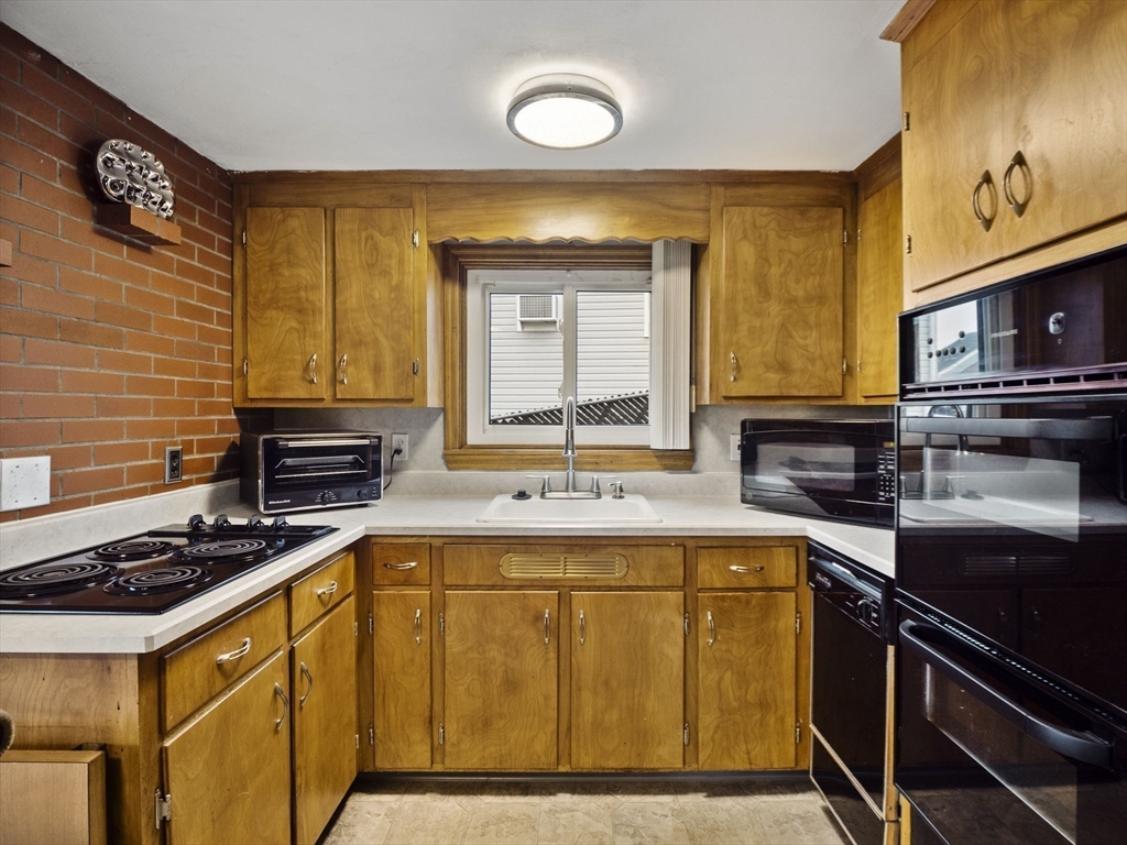 73 Ridge Road Revere, MA 02151 - Photo 9 of 42