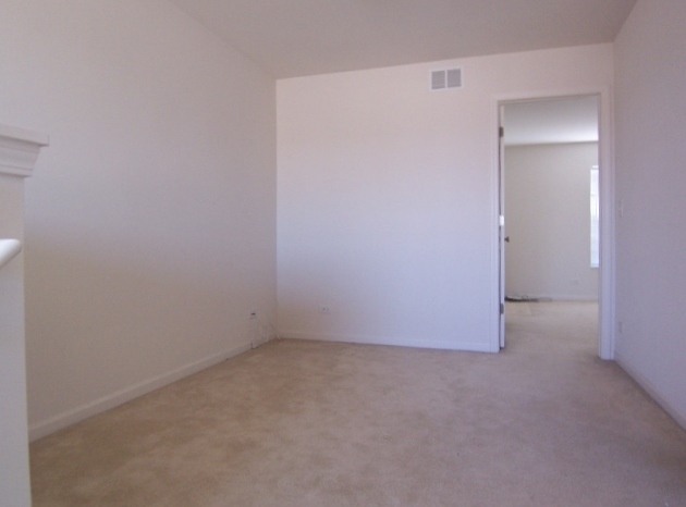 1663 West Turtle Creek Lane Round Lake, IL 60073 - Photo 14 of 25 a view of an empty room