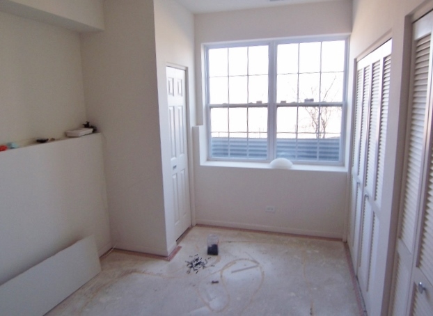 1663 West Turtle Creek Lane Round Lake, IL 60073 - Photo 19 of 25 an empty room with a window