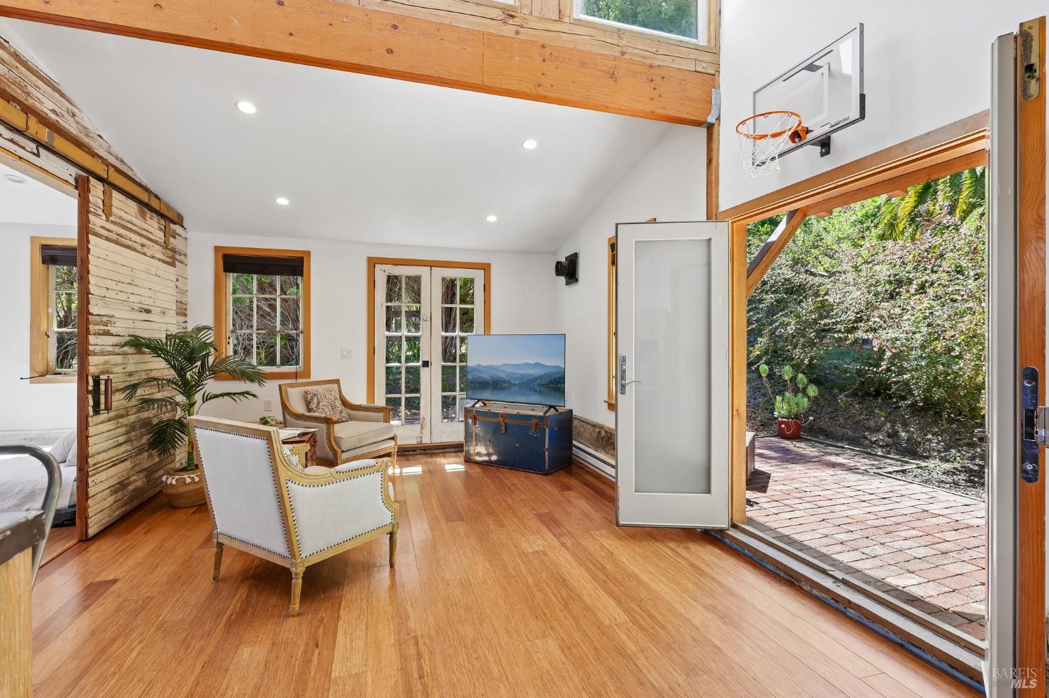 2087 Blucher Valley Road Sebastopol, CA 95472 - Photo 41 of 73