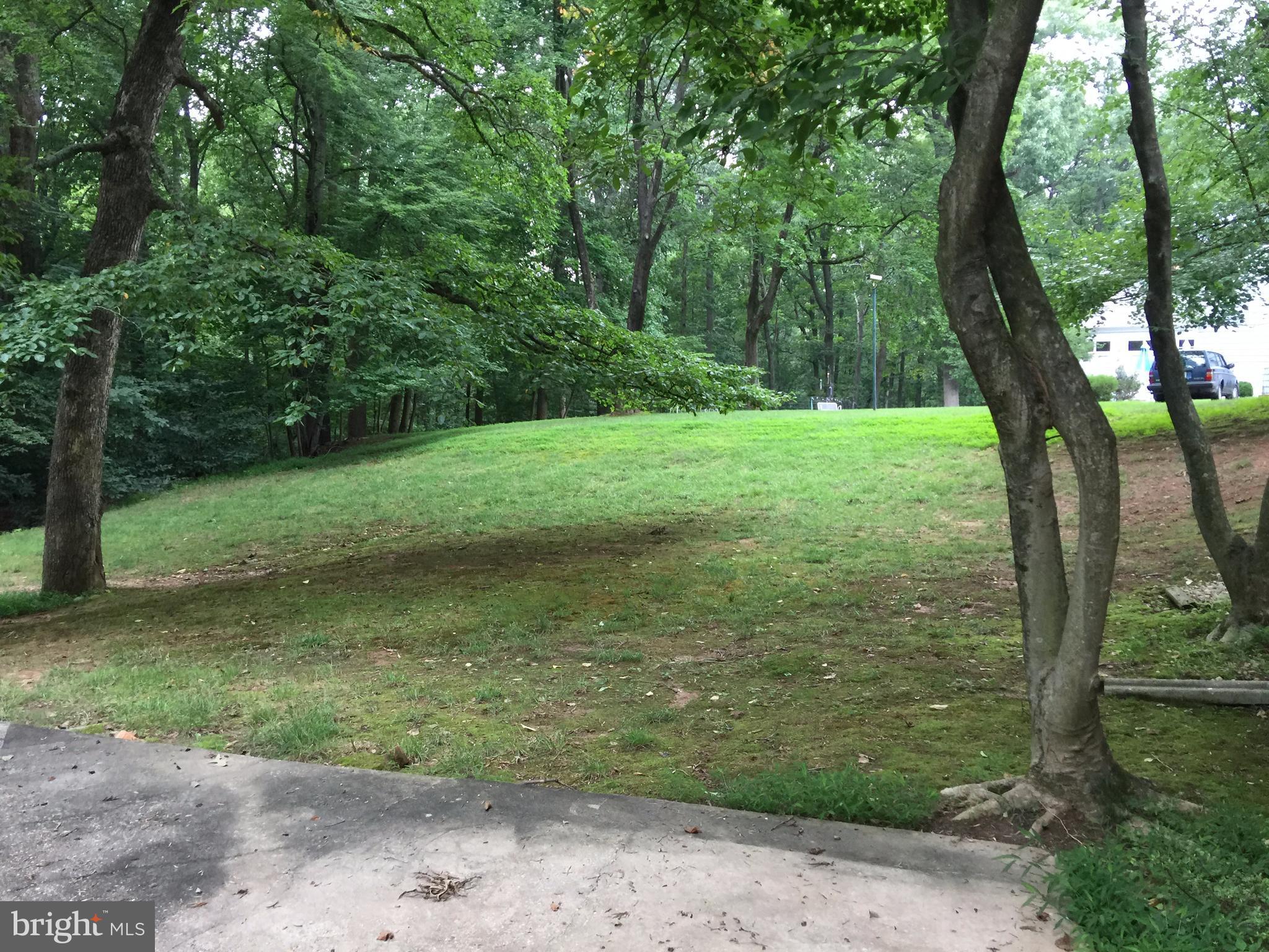 8729 Belmart Road Potomac, MD 20854 - Photo 18 of 20 Exterior (Rear)