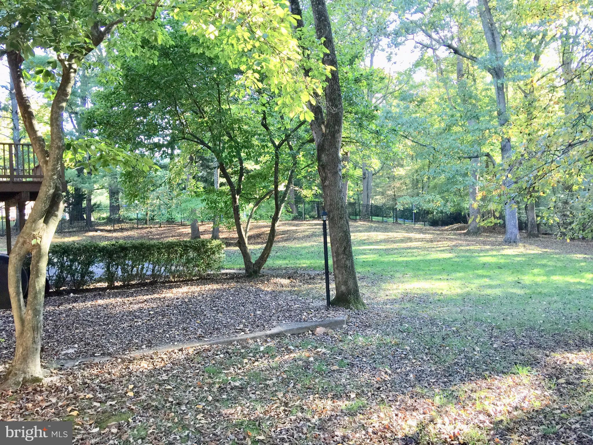 8729 Belmart Road Potomac, MD 20854 - Photo 19 of 20 Exterior (Rear)