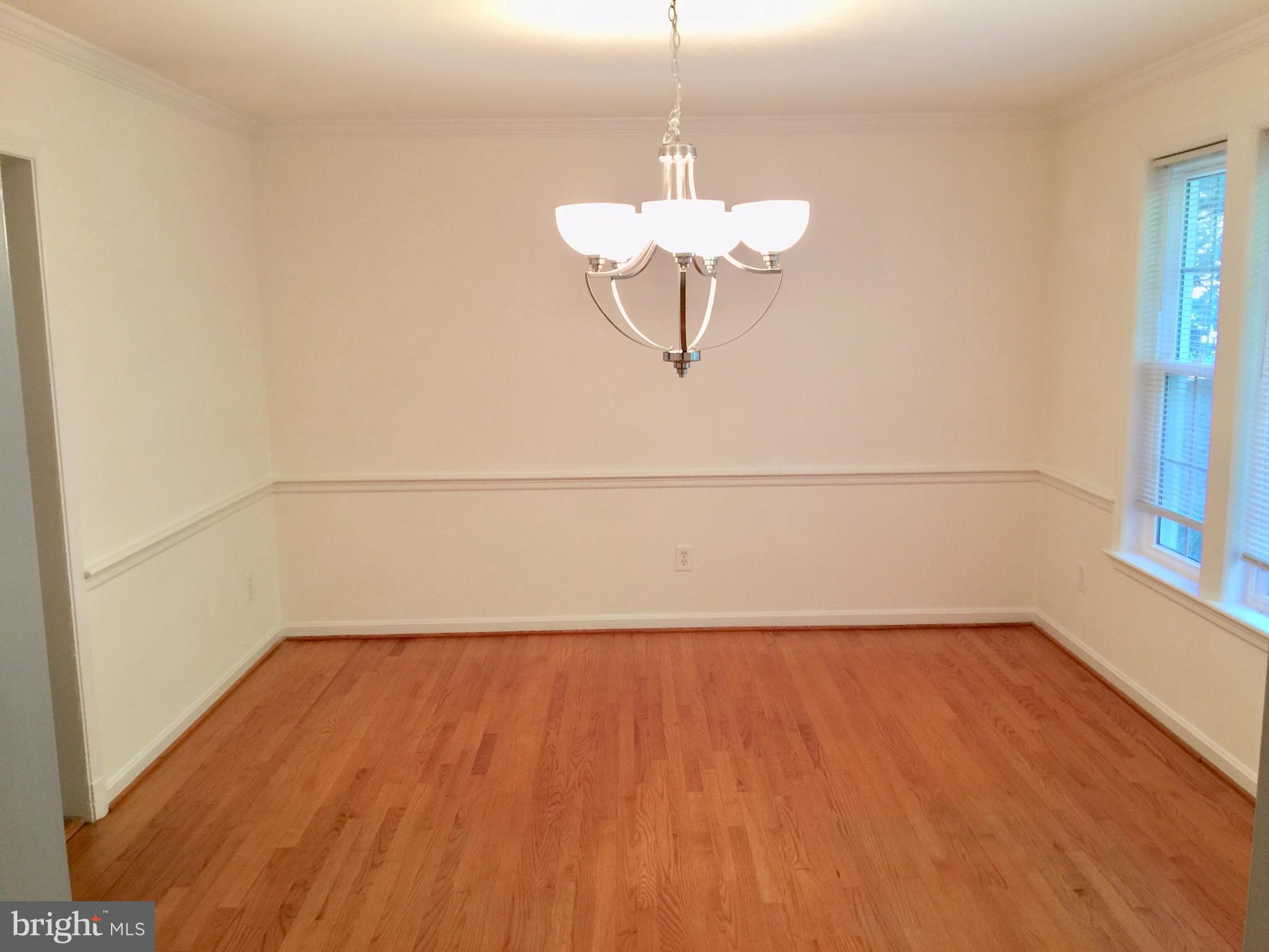 8729 Belmart Road Potomac, MD 20854 - Photo 3 of 20 Dining Room