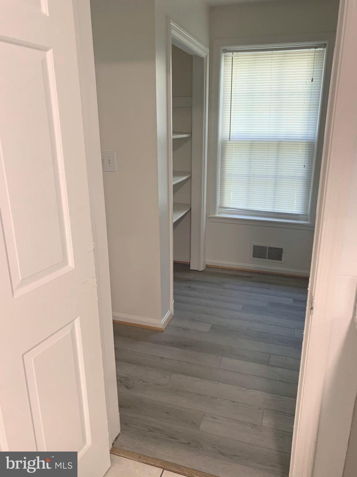 8729 Belmart Road Potomac, MD 20854 - Photo 7 of 20