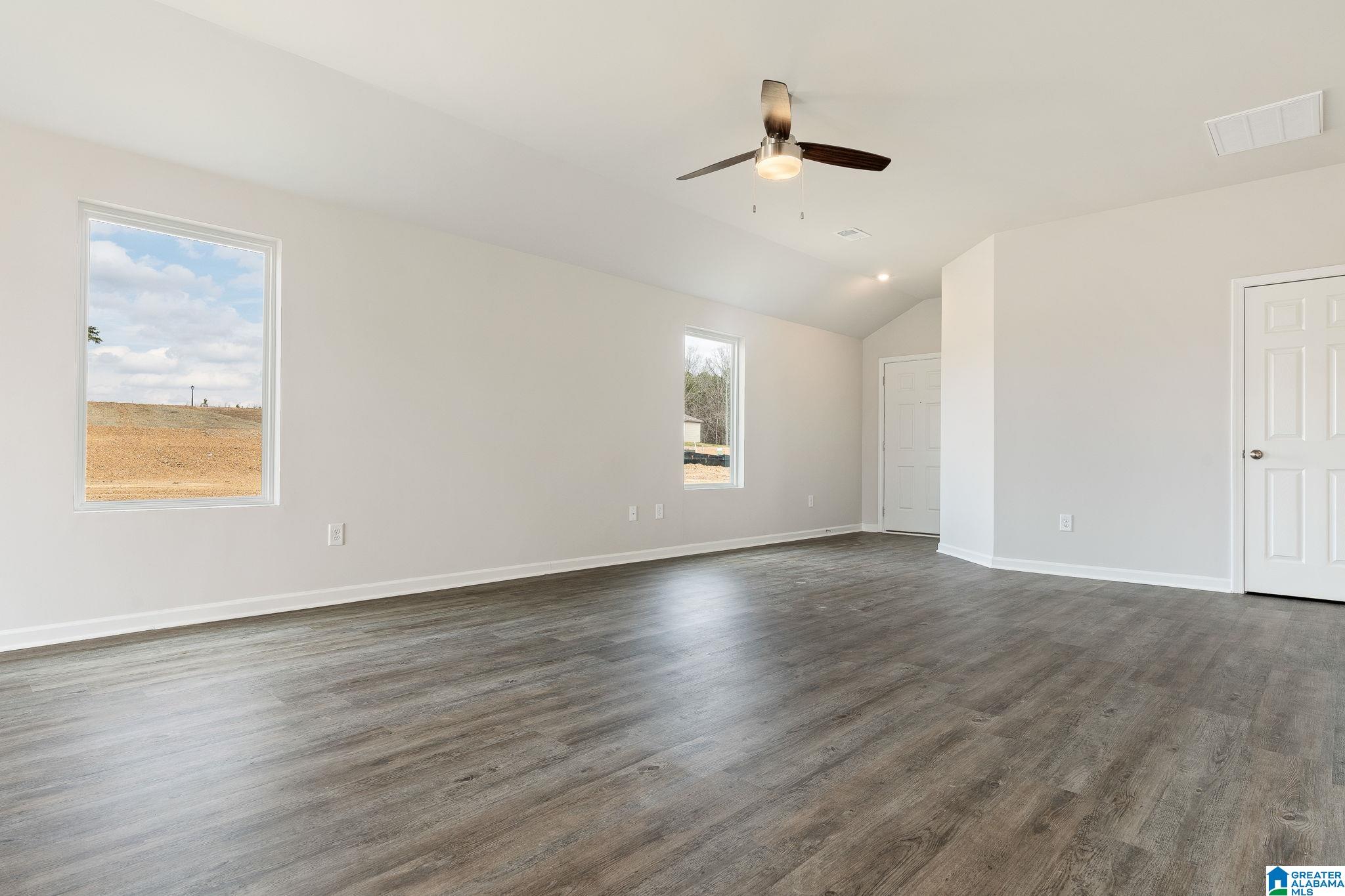 166 Bow Court Talladega, AL 35160 - Photo 6 of 34