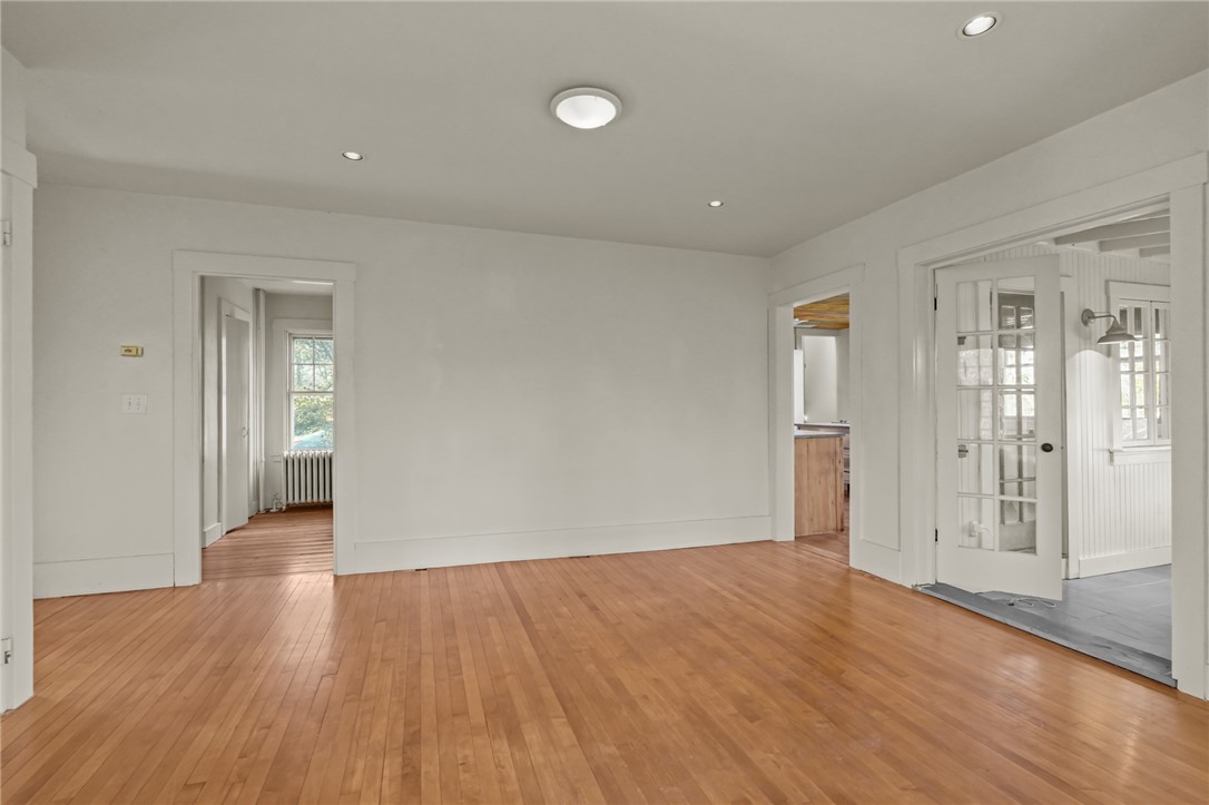 1667 East Main Road Portsmouth, RI 02871 - Photo 4 of 50 Gallery Image 4