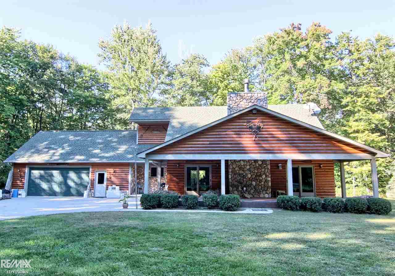8335 Morrow Road Algonac, MI 48001 - Photo 1 of 45 31290448.JPG