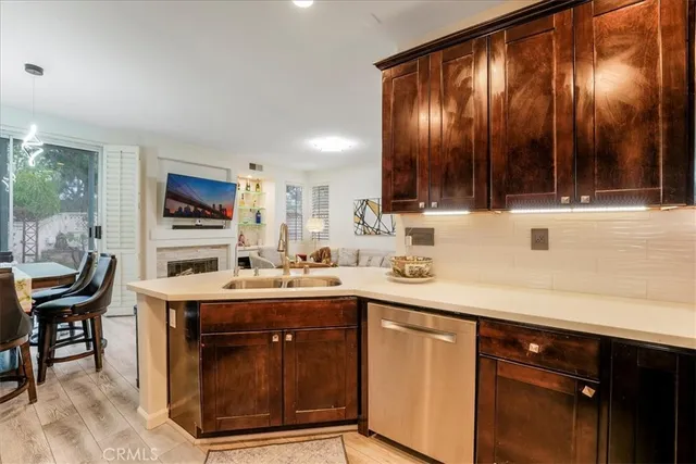 $1,094,000 | 3031 West Canyon Avenue, San Diego, CA 92123