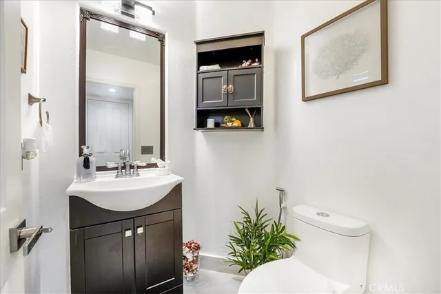 $1,094,000 | 3031 West Canyon Avenue, San Diego, CA 92123