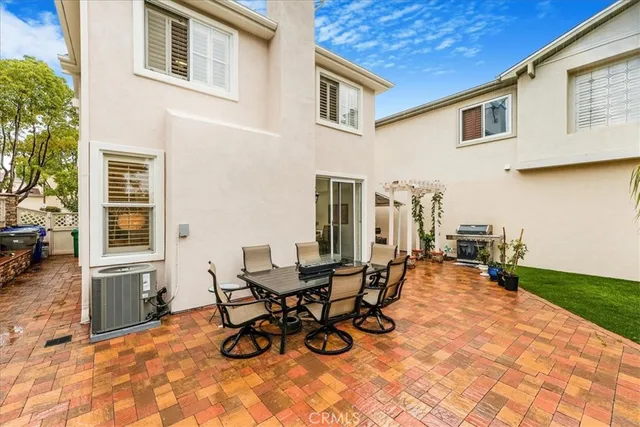 $1,094,000 | 3031 West Canyon Avenue, San Diego, CA 92123