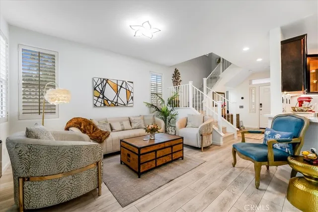 $1,094,000 | 3031 West Canyon Avenue, San Diego, CA 92123