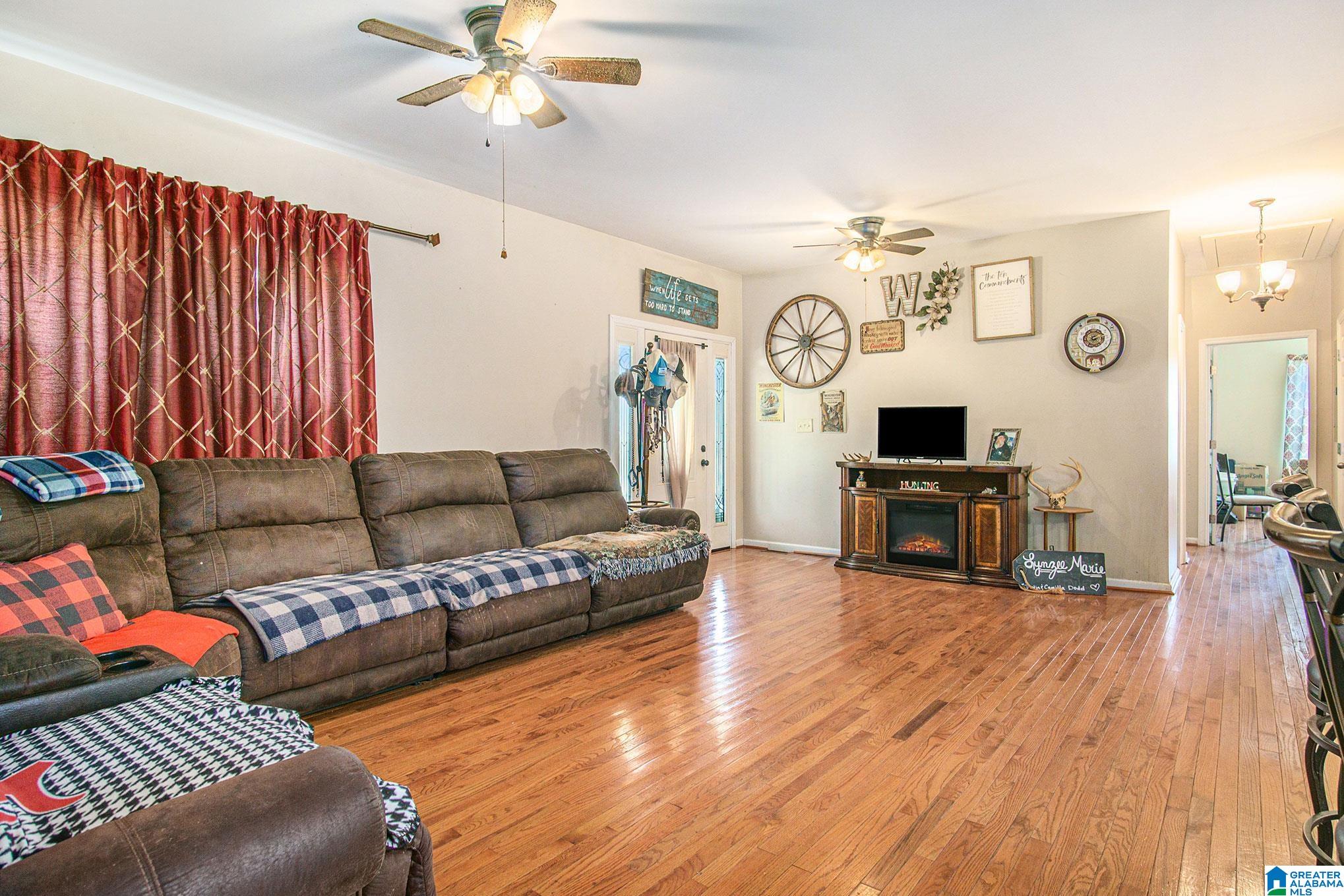 509 Holly Hills Road Lincoln, AL 35096 - Photo 4 of 27