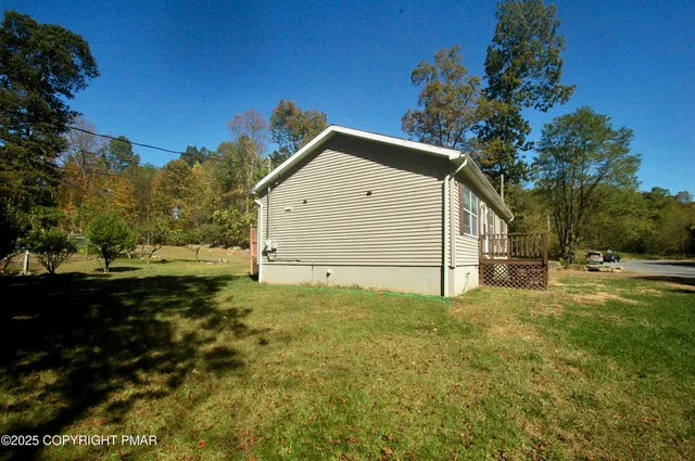 a house view with a outdoor space
