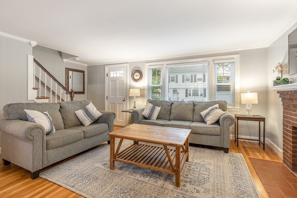 28 Varick Road Boston, MA 02132 - Photo 3 of 36 Gallery Image 3