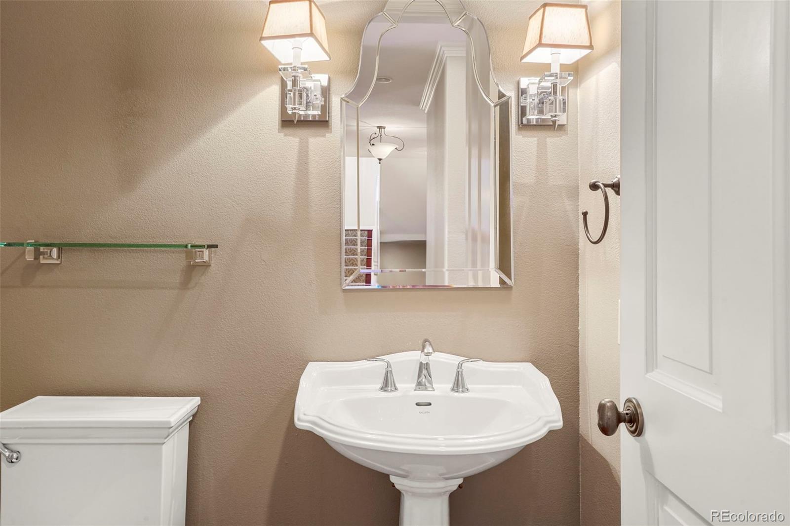 2 Fieldstone Trail Englewood, CO 80113 - Photo 11 of 47