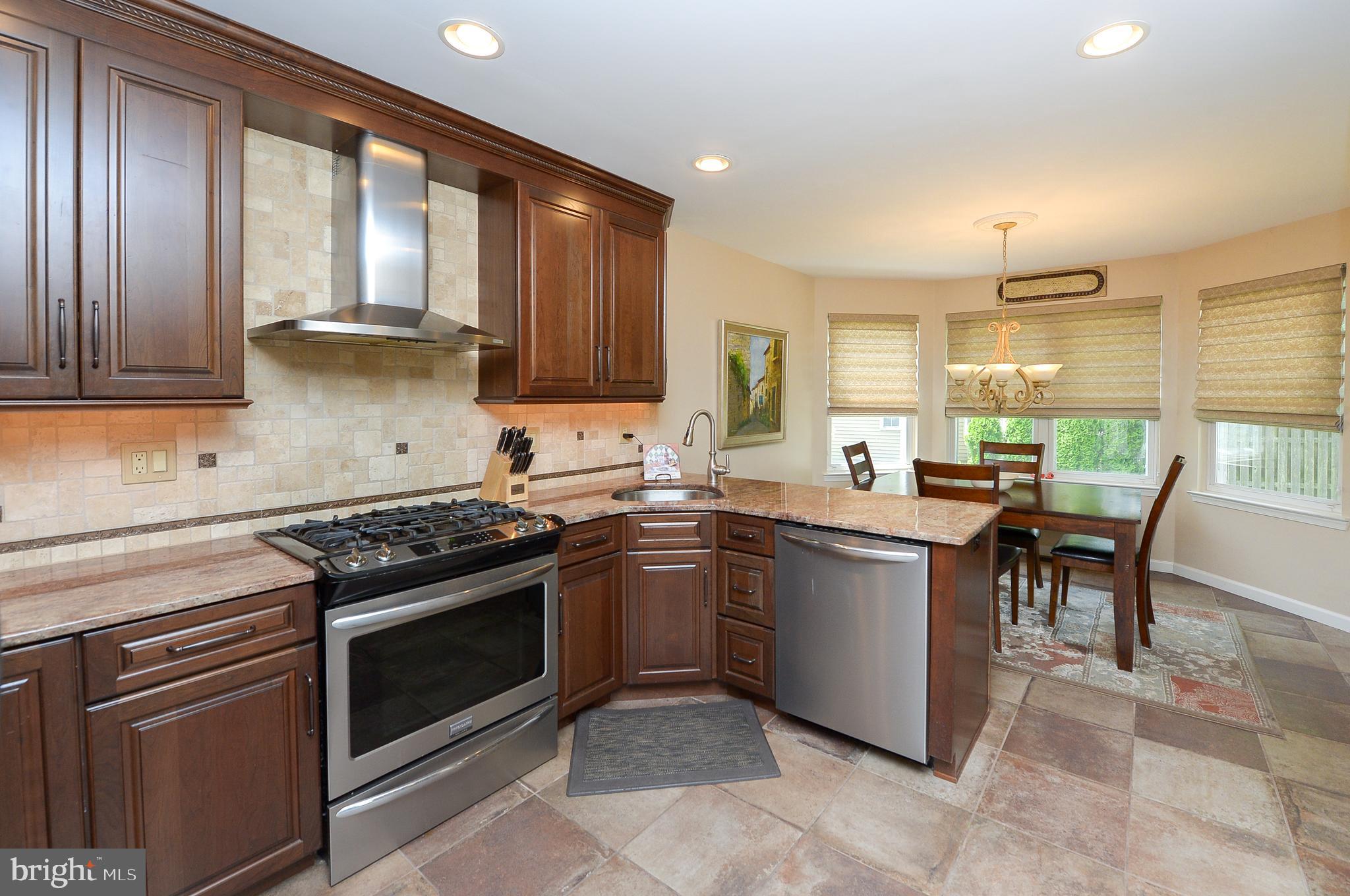 22 Hawk Lane Marlton, NJ 08053 - Photo 19 of 39 Kitchen with Stainless Steel appliances