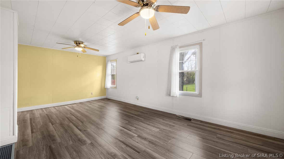 632 Sandy Hook Road Paoli, IN 47454 - Photo 11 of 35