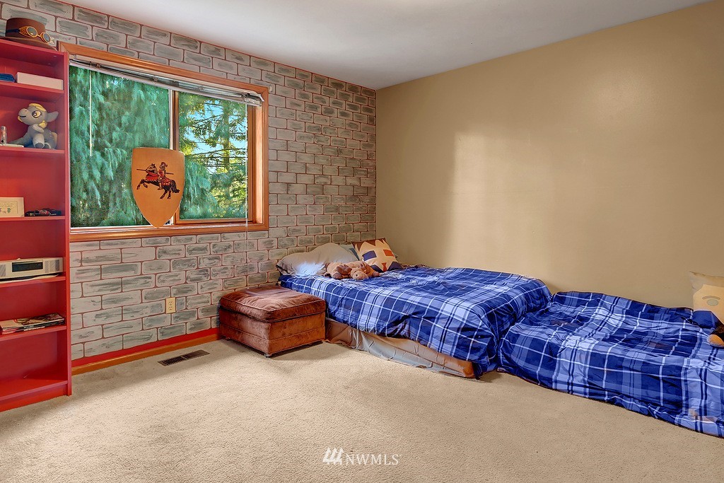 2932 184th Place Southeast Bothell, WA 98012 - Photo 14 of 18 Gallery Image 14