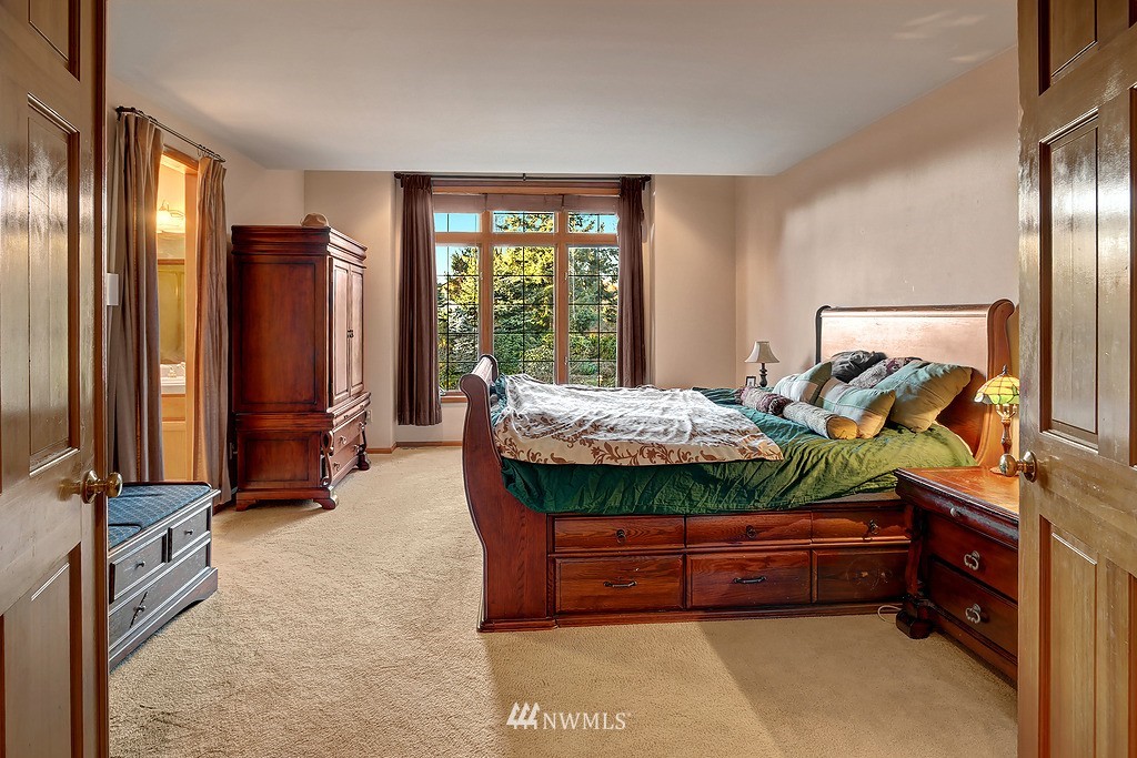 2932 184th Place Southeast Bothell, WA 98012 - Photo 10 of 18 Gallery Image 10