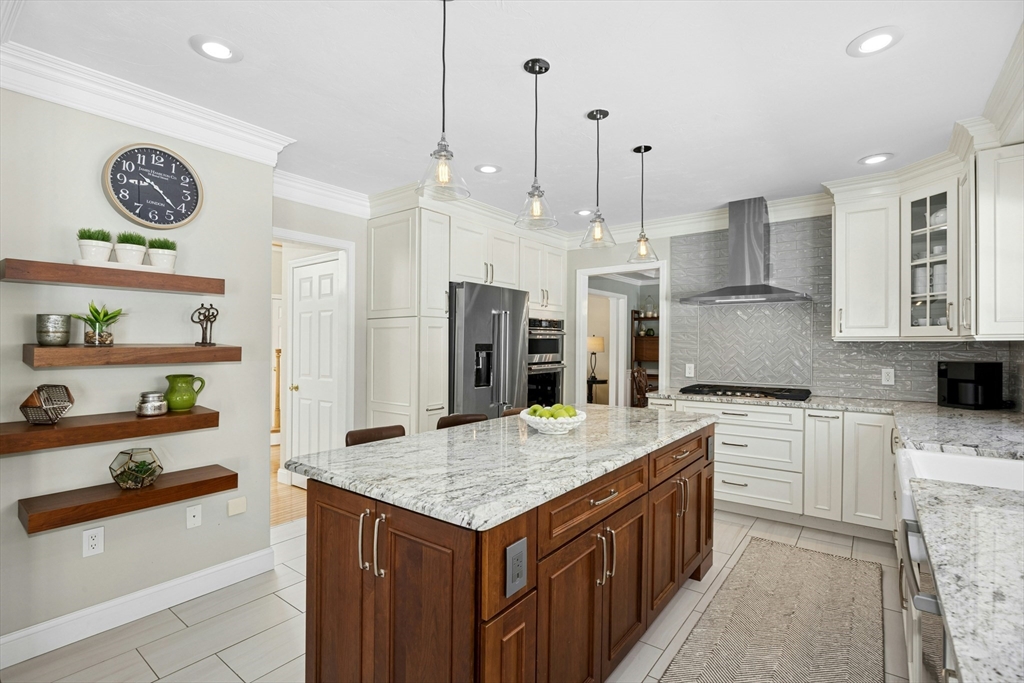 7 Deer Ridge Road Ashland, MA 01721 - Photo 4 of 41 Gallery Image 4