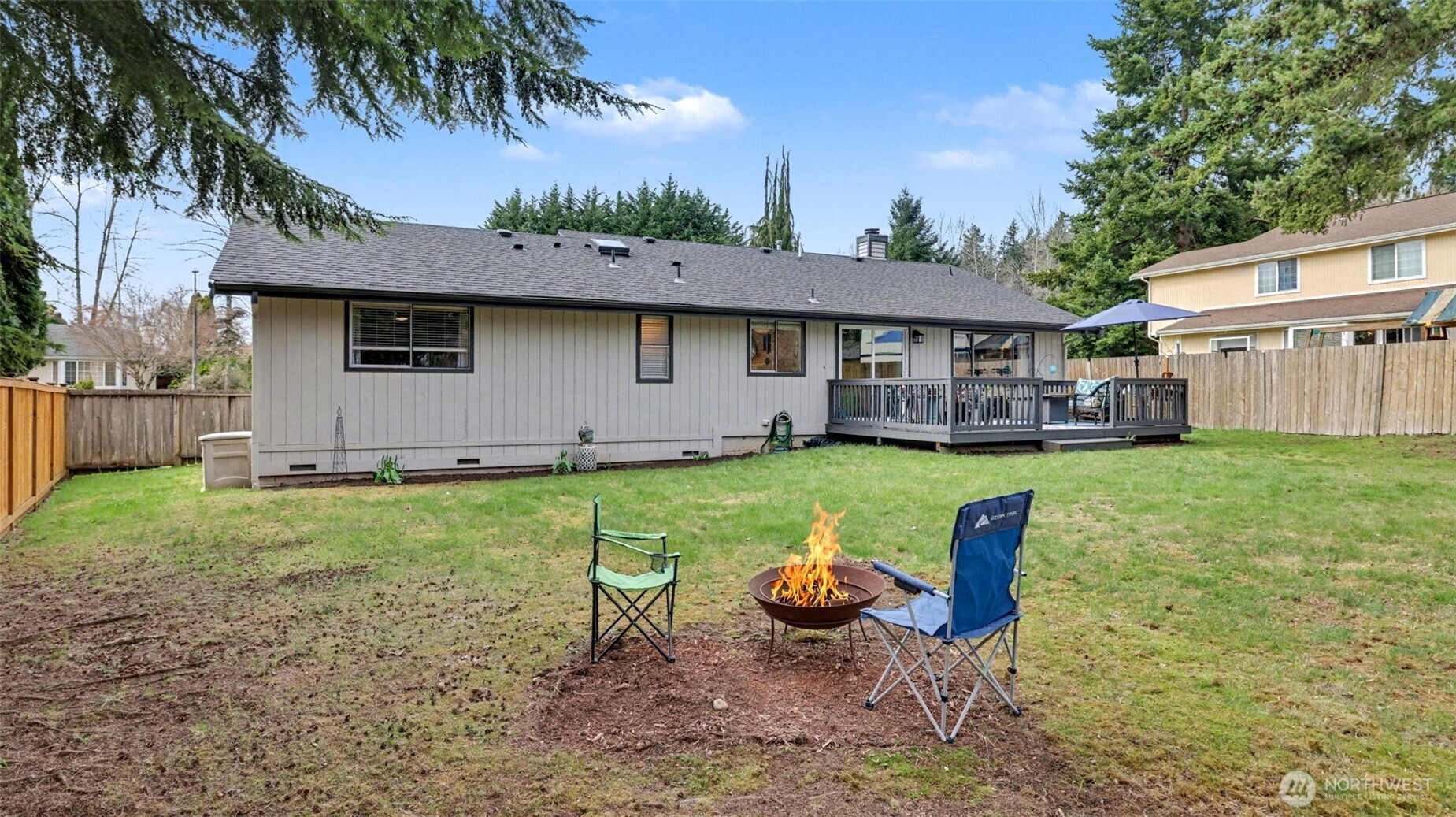 24912 168th Place Southeast Covington, WA 98042 - Photo 21 of 23 a front view of a house with garden