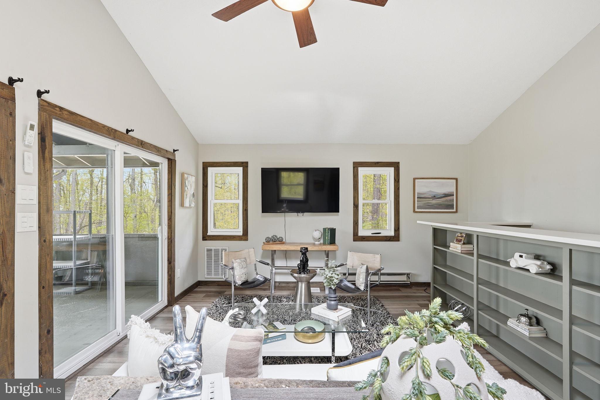 52 Hickory Nut Road Linden, VA 22642 - Photo 20 of 52 Family Room