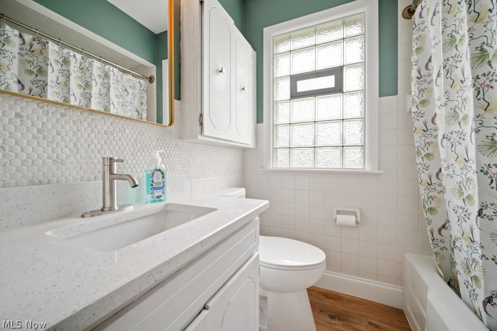 9158 Snow Road Parma, OH 44130 - Photo 13 of 29 Gallery Image 13