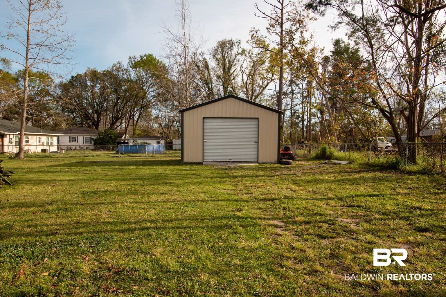 12723 Chicago Street Elberta, AL 36530 - Photo 27 of 49 Power and water can be run to this building.