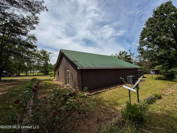 $650,000 | 106 Crockrell Road, Lexington, MS 39095