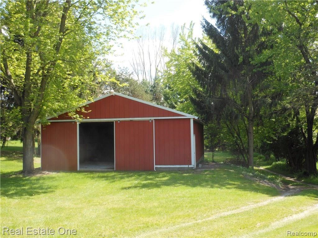 7092 East Holly Road Holly, MI 48442 - Photo 43 of 54 DSCN3208 (2).JPG