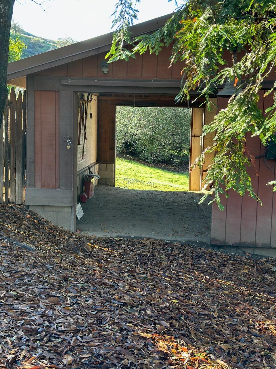 41045 Mynatt Drive Three Rivers, CA 93271 - Photo 50 of 59 Drive thru Barn #1