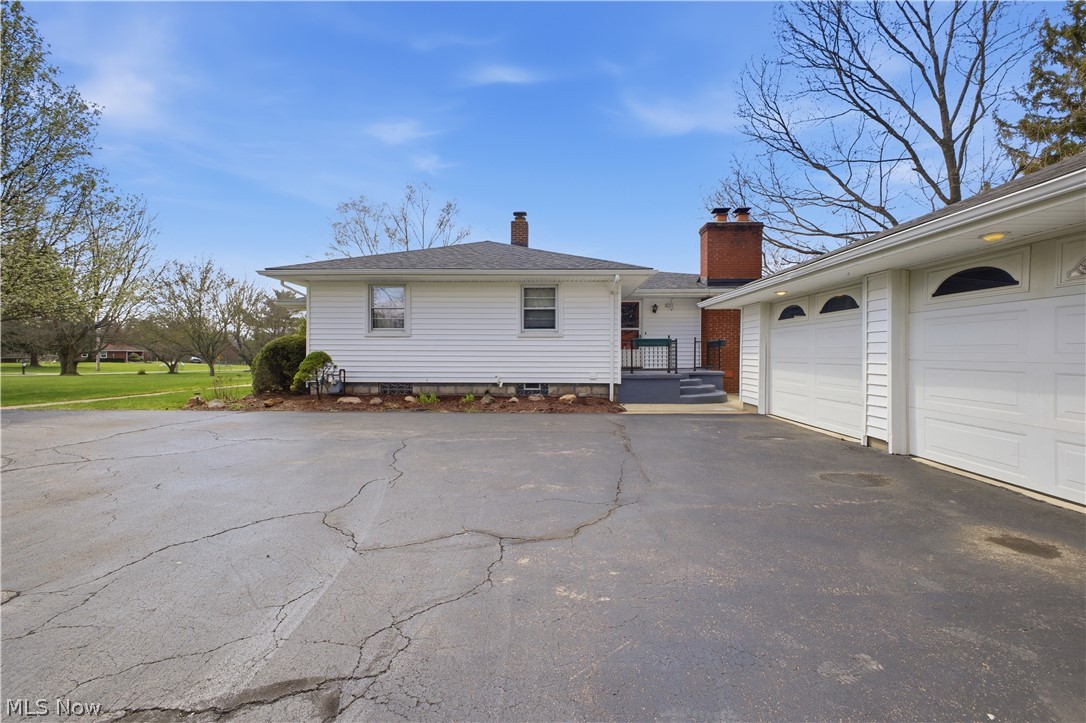 9231 King Graves Road Northeast Warren, OH 44484 - Photo 7 of 50