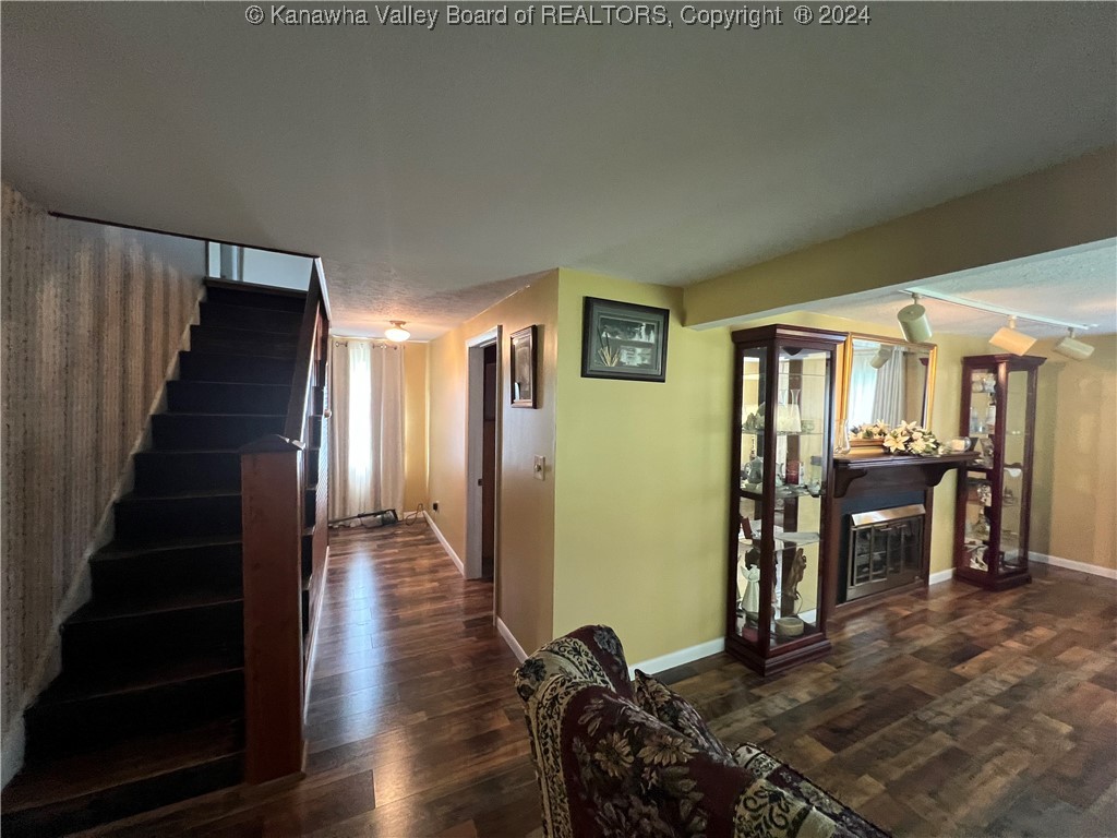 608 North Claylick Road Ravenswood, WV 26164 - Photo 7 of 31 Gallery Image 7