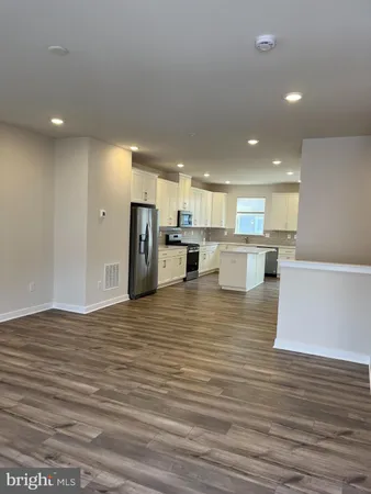 $3,200 | 40 Anderson Drive, Bridgeport, PA 19405