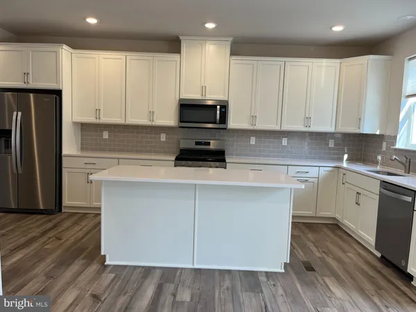 $3,200 | 40 Anderson Drive, Bridgeport, PA 19405