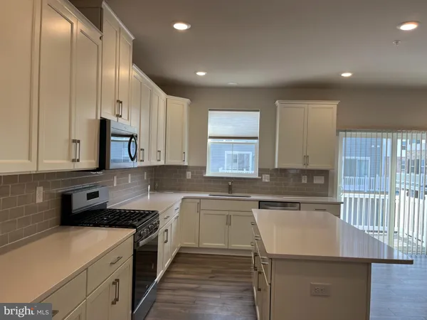 $3,200 | 40 Anderson Drive, Bridgeport, PA 19405