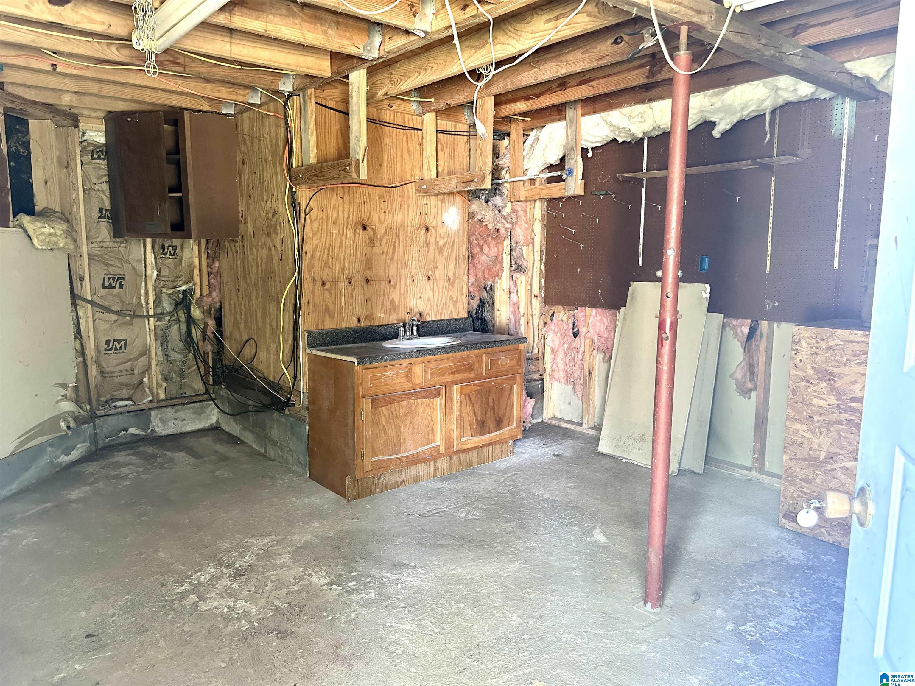 1504 Maple Drive Weaver, AL 36277 - Photo 29 of 33