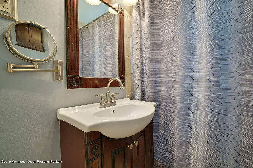 7 Mallory Way Hamilton, NJ 08610 - Photo 31 of 44 034_dsc04201-dsc04205