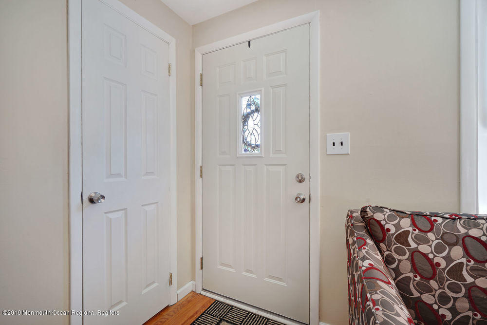 7 Mallory Way Hamilton, NJ 08610 - Photo 5 of 44 007_dsc04226-dsc04230