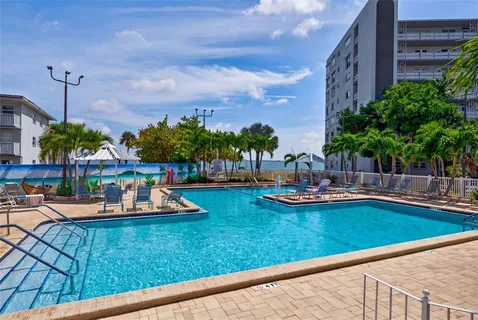 $269,000 | 5935 30th Avenue South, Unit 101, Gulfport, FL 33707