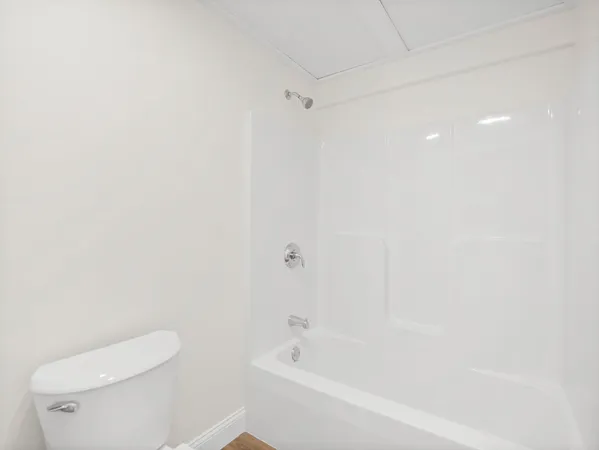 $2,950 | 14 William Street, Unit 4, Worcester, MA 01609