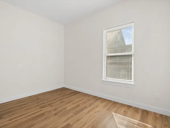 $2,950 | 14 William Street, Unit 4, Worcester, MA 01609