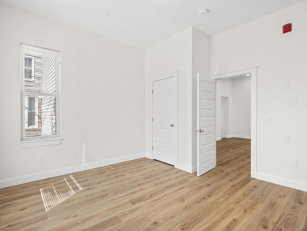 14 William Street, Unit 4 Worcester, MA 01609 - Photo 17 of 25