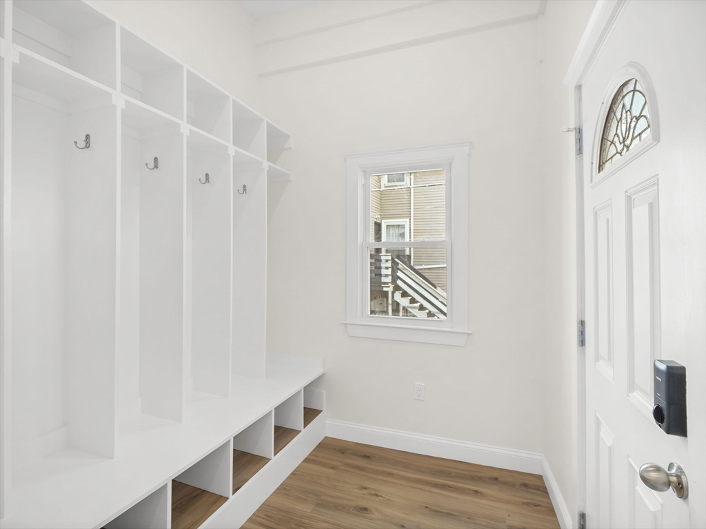 14 William Street, Unit 4 Worcester, MA 01609 - Photo 19 of 25