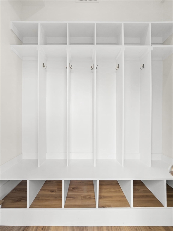 14 William Street, Unit 4 Worcester, MA 01609 - Photo 21 of 25