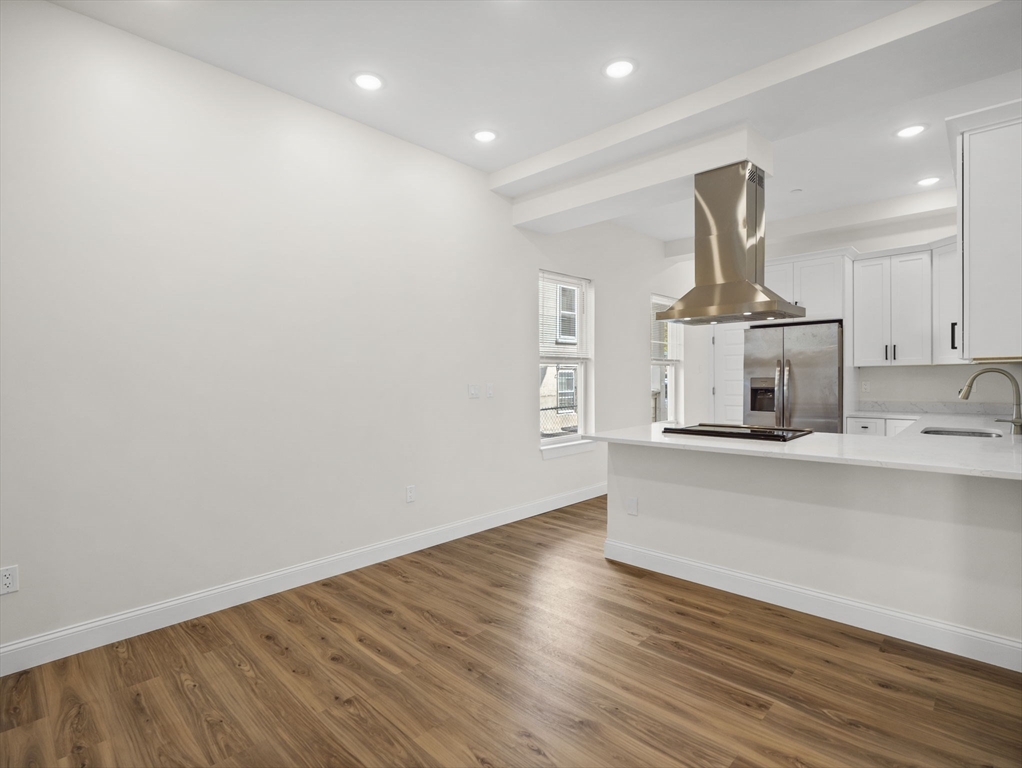 14 William Street, Unit 4 Worcester, MA 01609 - Photo 5 of 25