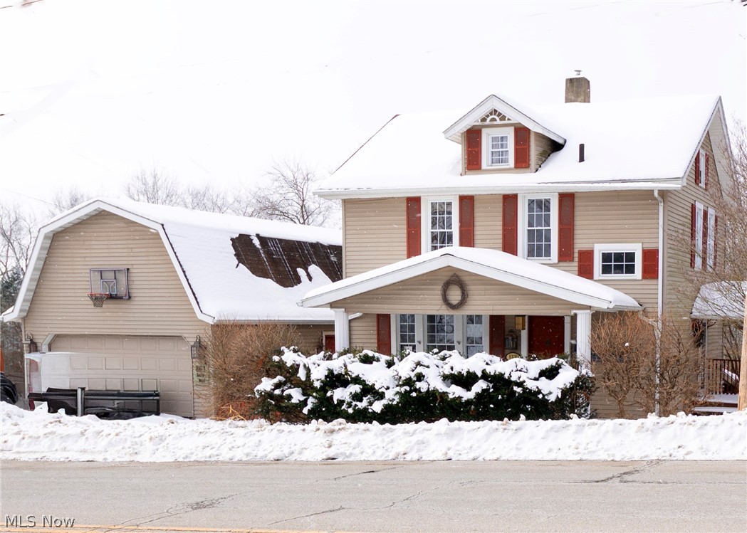 861 Cherry Road Northwest Massillon, OH 44647 - Photo 2 of 25 Front view of home with garage