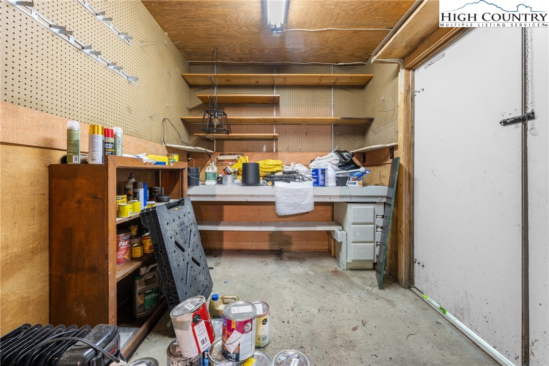 36 Key Field Loop Newland, NC 28657 - Photo 27 of 37