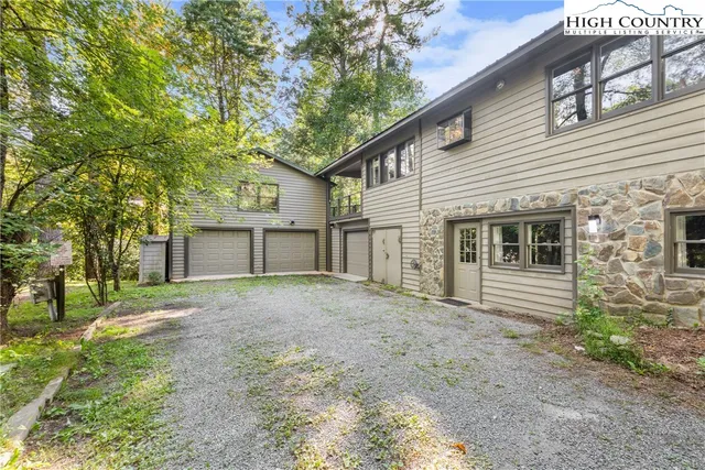 $599,000 | 36 Key Field Loop, Newland, NC 28657